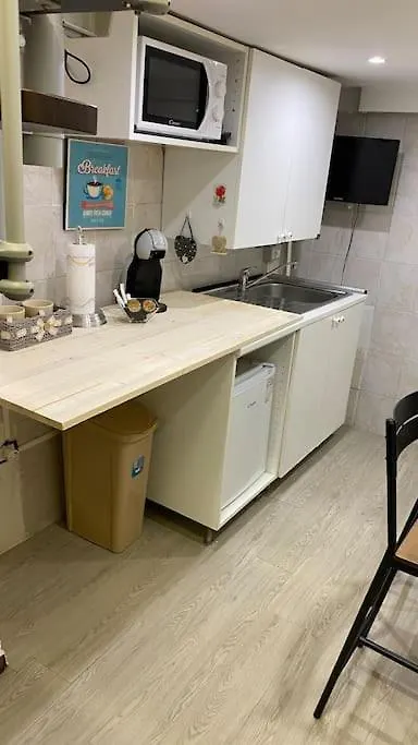 La Casina Di Santa Chiara Wifi, Netflix Appartement Napels